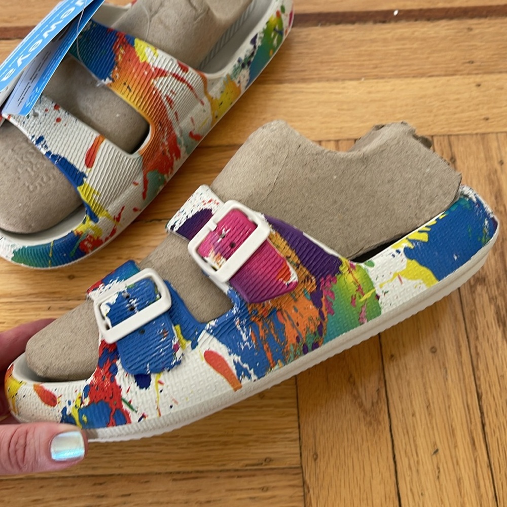 Womens Colorful Sandals - Picture 2 of 6